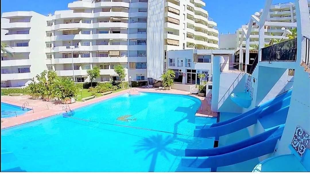 Encanto Costa Del Sol Benal Beach Monolocale Suite Vista Mare 贝纳尔马德纳 外观 照片